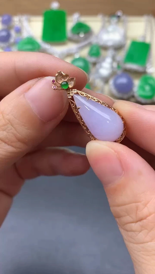 颈饰18K金镶嵌翡翠287-中国好珍宝