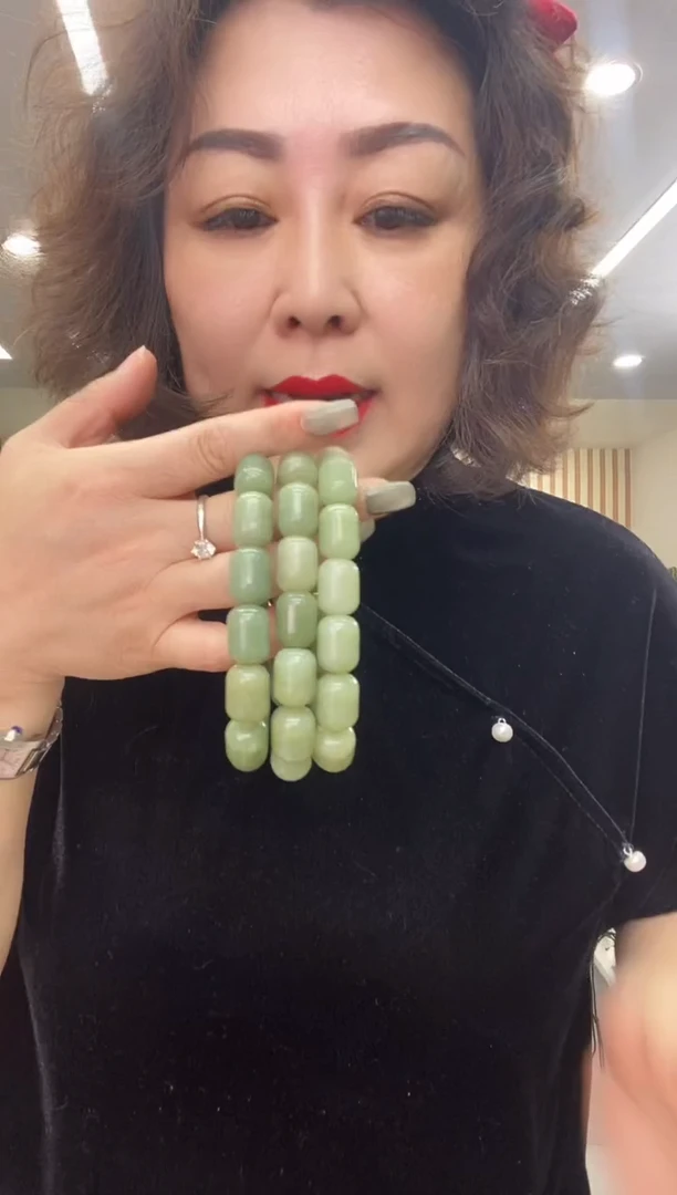 未镶嵌蛇纹石玉手串多样式发货随机发一