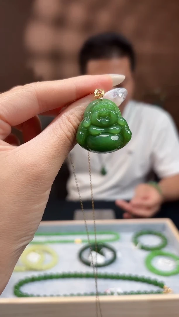 吊坠(赠链)18K金镶嵌和田玉碧玉粉绿 佛公
