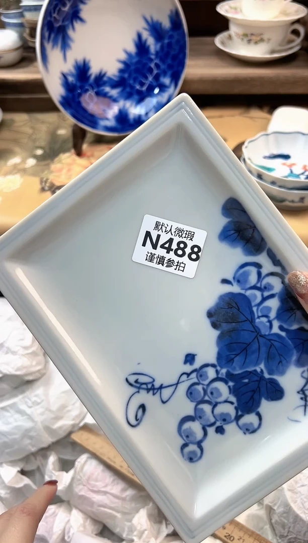 瓷片依* 488
