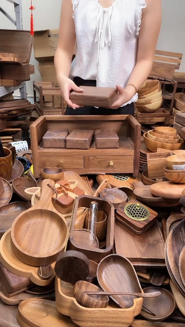 木  北美黑胡桃木小号首饰盒  无绒布