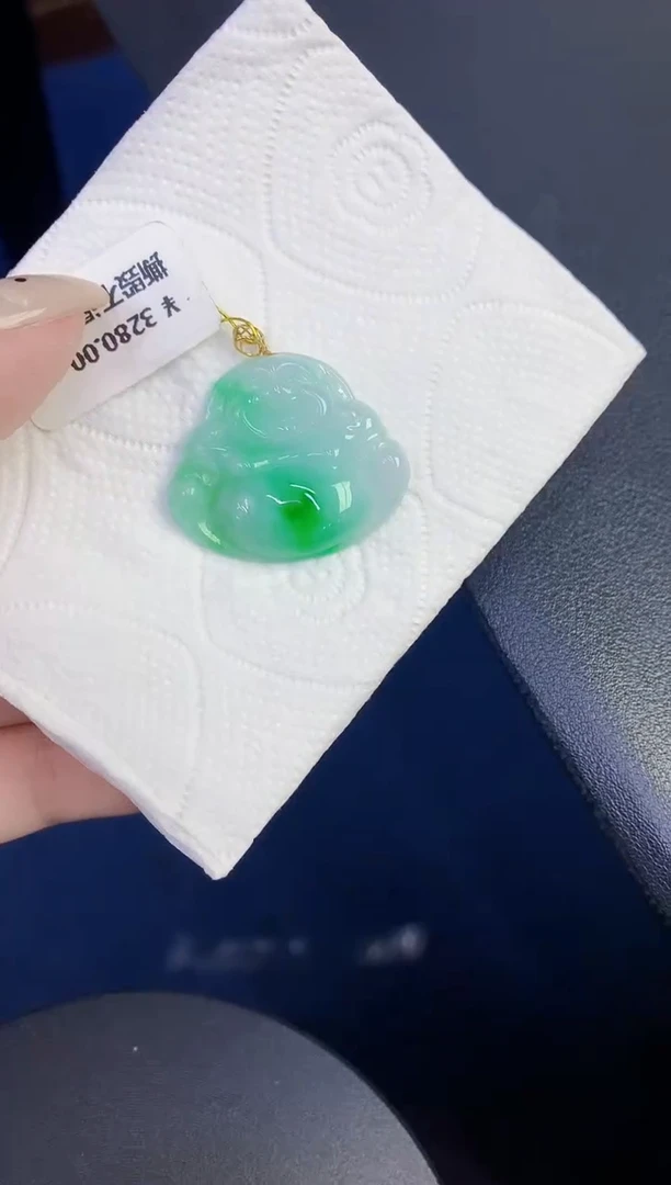 颈饰18K金镶嵌翡翠缅甸天然翡翠A货