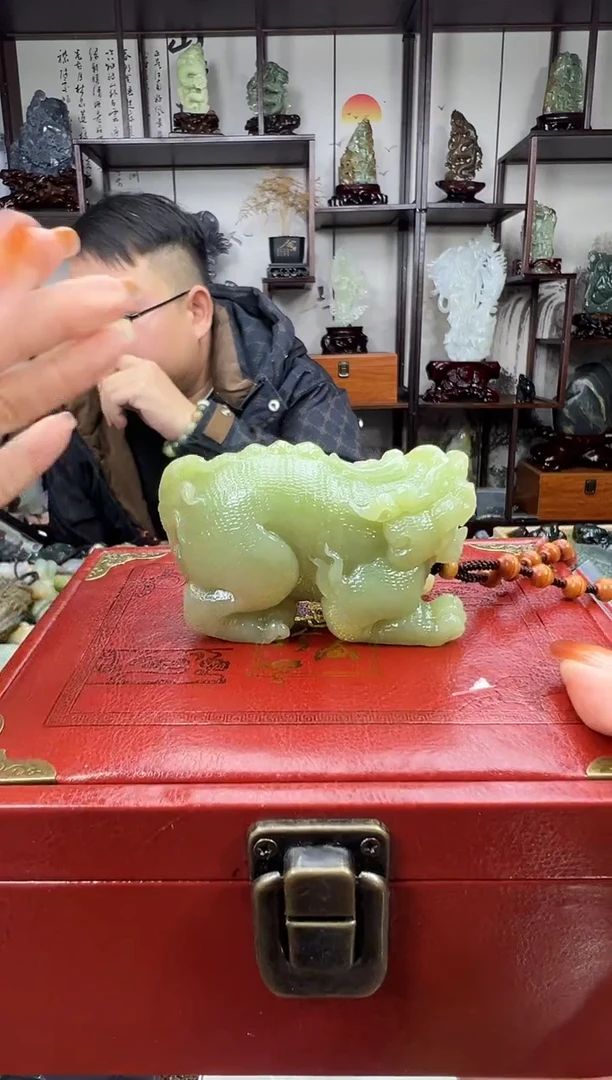 未镶嵌和田玉把件1