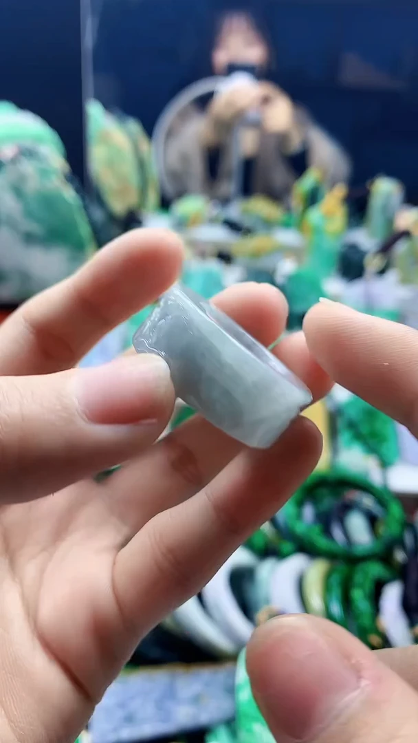 颈饰未镶嵌翡翠天然缅甸a货翡翠17.6