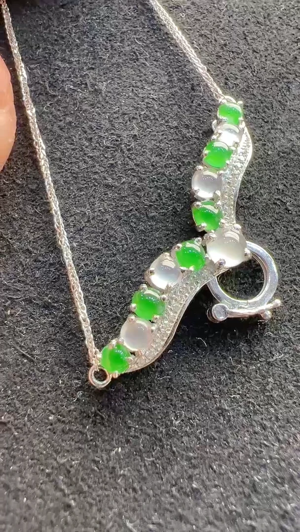 【闪购商品】翡翠套链18K金镶嵌多样性发货拍一发一