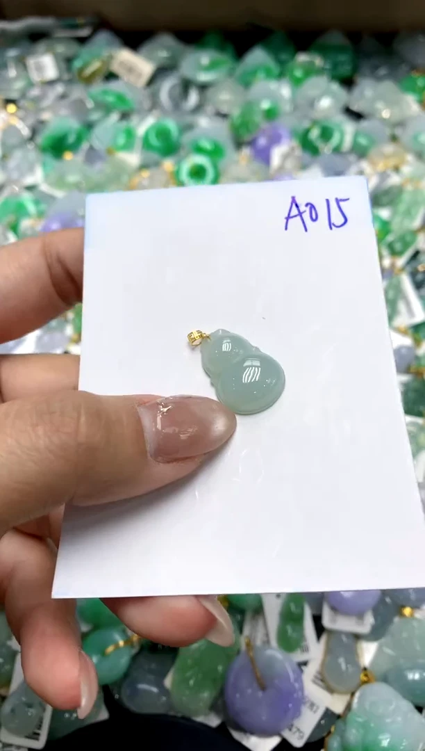 【闪购商品】翡翠颈饰18K金镶嵌1111111111111111