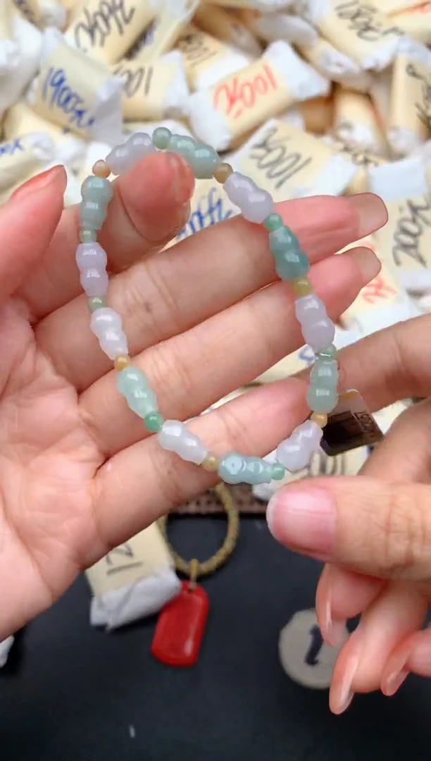 未镶嵌挂件翡翠一