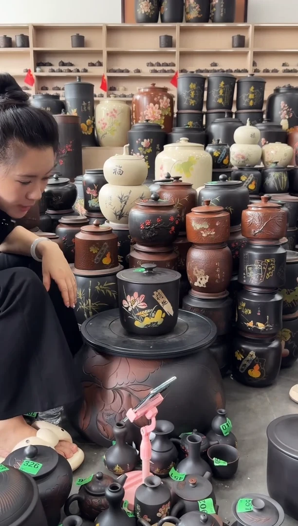 罐瑕疵茶叶罐  586 小五饼彩填