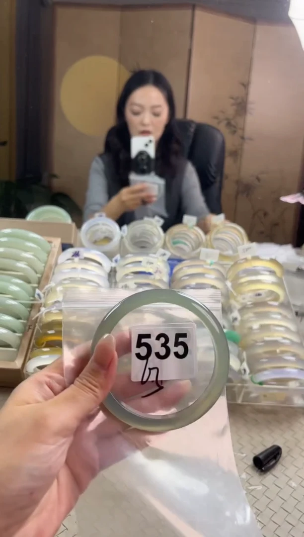 手镯玛瑙/玉髓未镶嵌535
