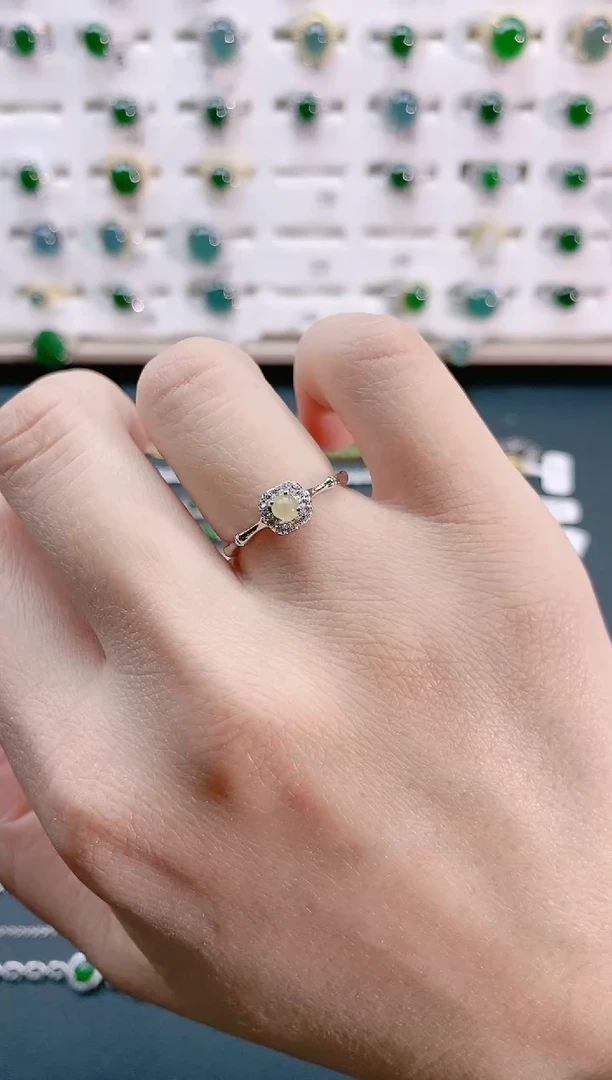 【闪购商品】翡翠戒指银S925镶嵌天然翡翠