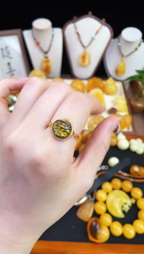 琥珀未镶嵌珠宝奇石柒月