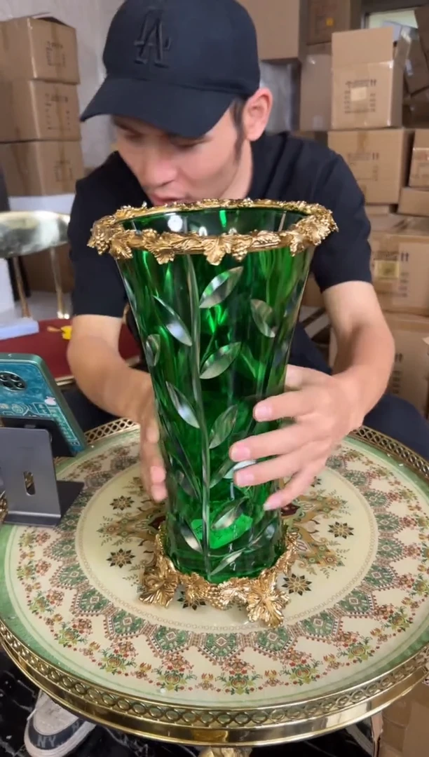 【闪购商品】黄铜黛姿家居葡萄绿色花瓶