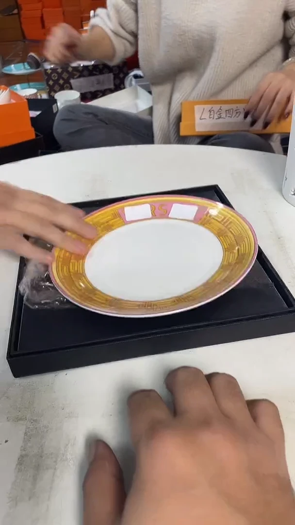 杯鸿辉家品牌瓷器，京东包邮！