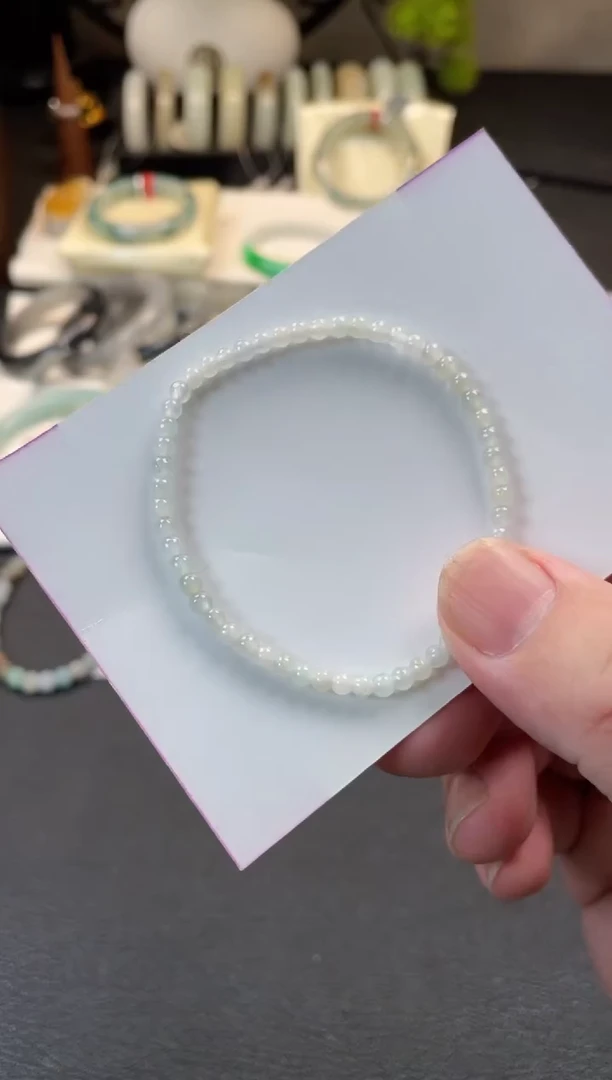 翡翠未镶嵌颈饰18有纹裂