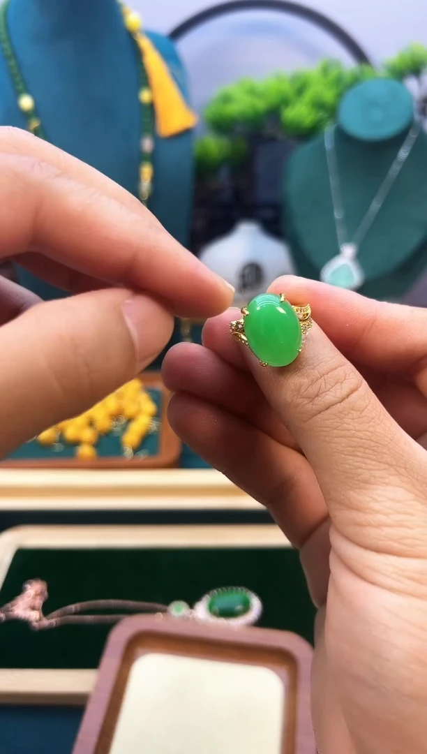 翡翠戒指14K金镶嵌J03