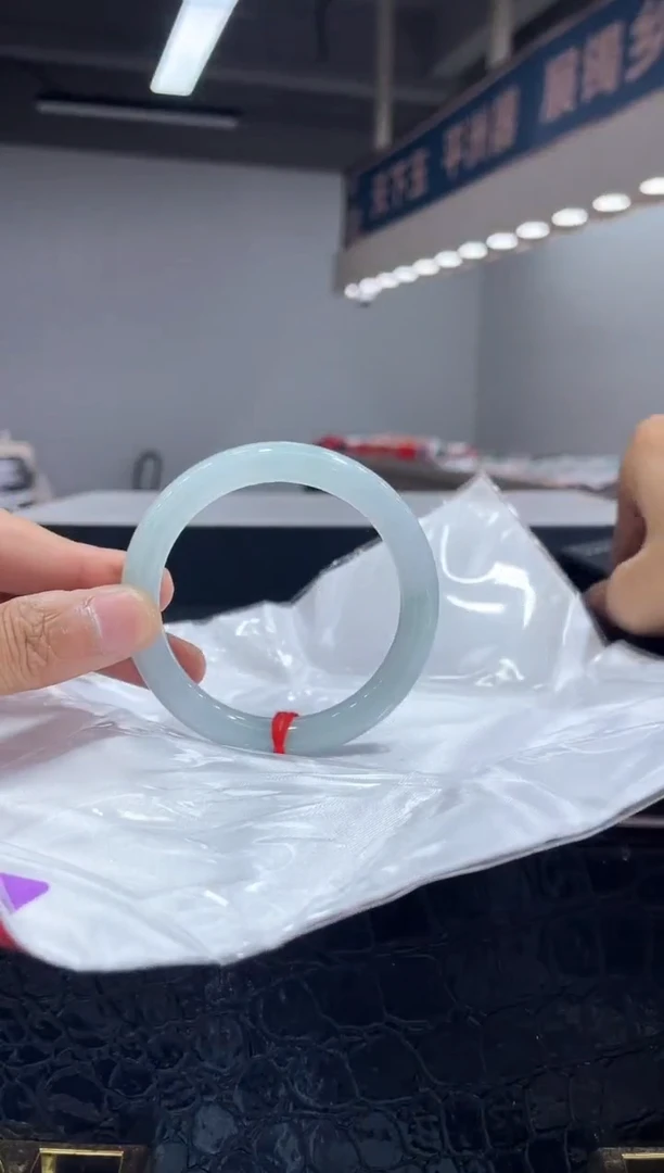 未镶嵌手镯翡翠41 5253