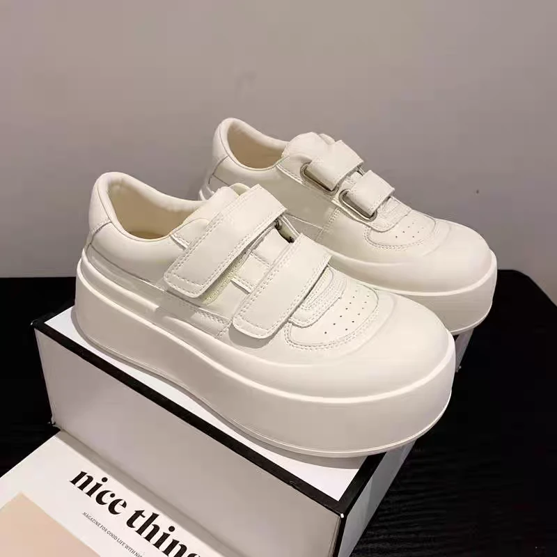 诗涵家 真皮丑萌厚底板鞋177023