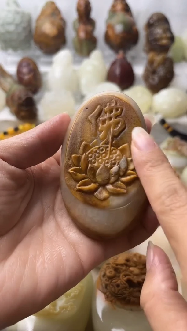 石材方解石棉纹正常不退换佛莲花