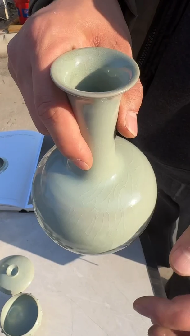 其他瓷瓷妙柴烧汝瓷细颈瓶