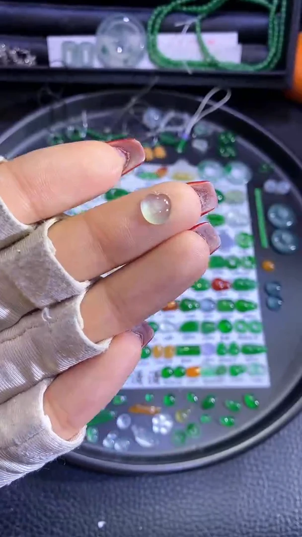 未镶嵌挂件翡翠苹果