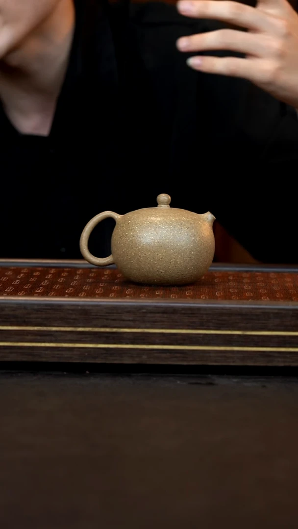 茶壶紫砂  西施   蟹壳青    170cc