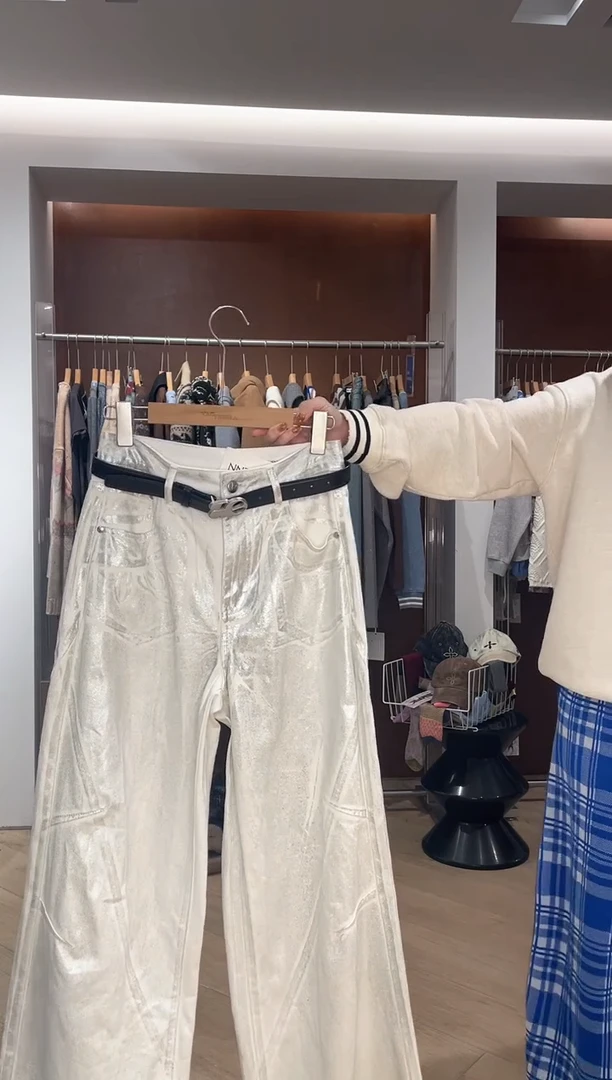 AVVENN 原价1990 S码 特价到付