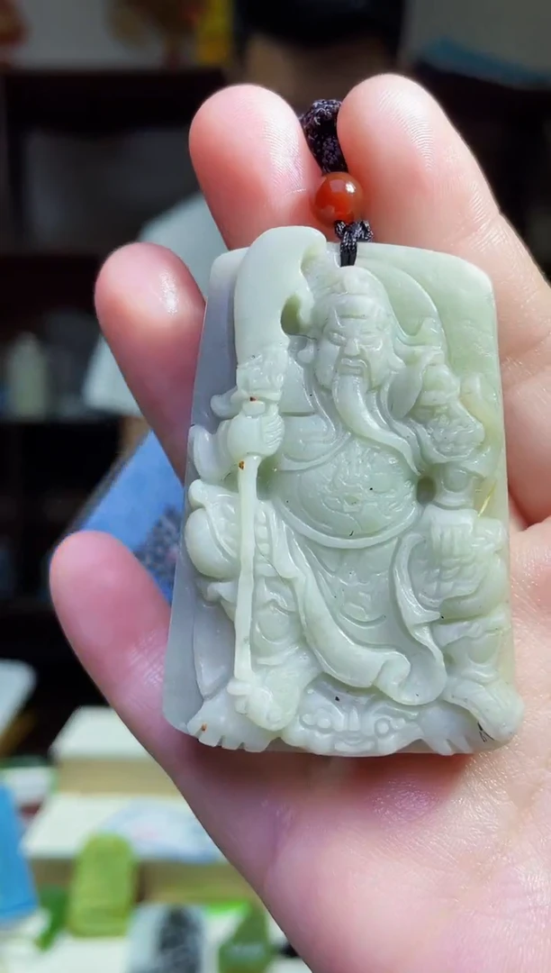 和田玉未镶嵌颈饰1