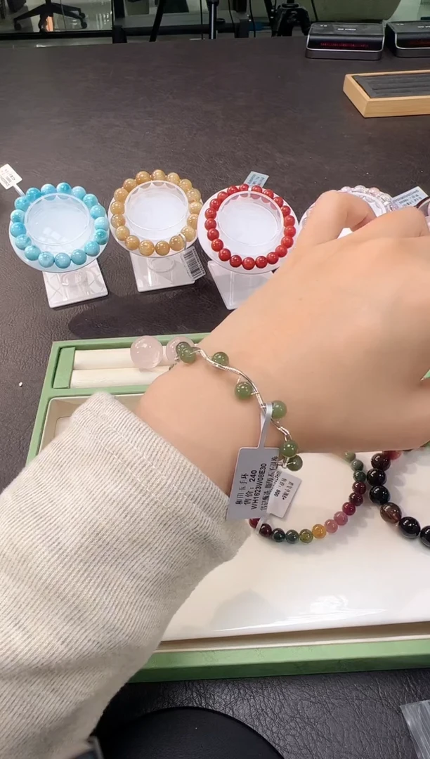 未镶嵌手链和田玉悦745