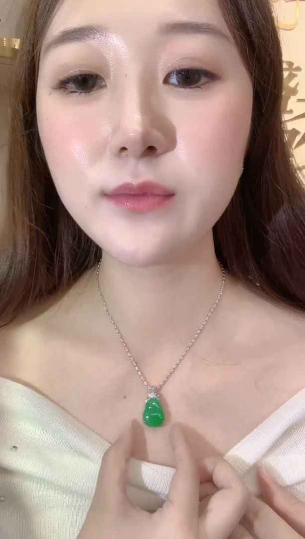 吊坠(不含链)18K金镶嵌翡翠d44多样性一件发