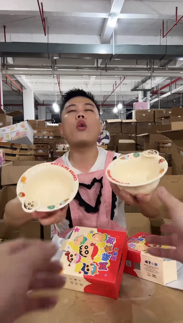 原盒蜡笔小新美味米饭碗2件套