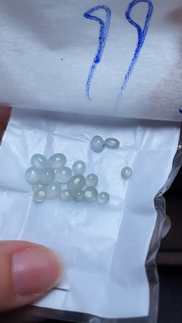 翡翠裸石未镶嵌天然缅甸翡翠A货64