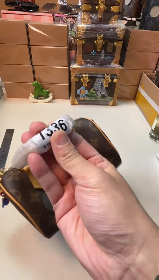 PU1336七天无理由，手工无品牌
