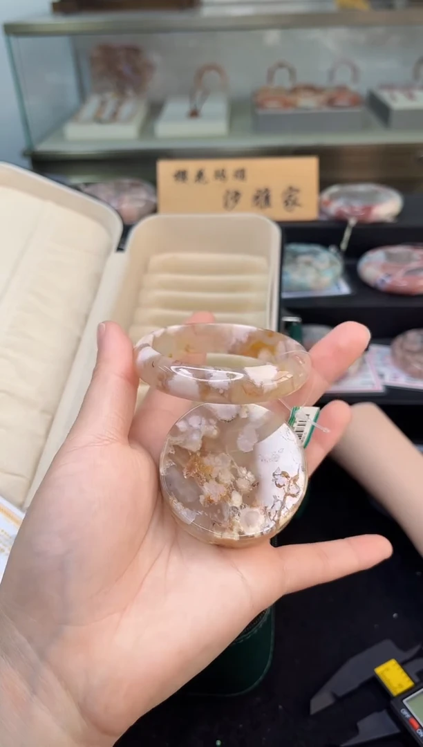 未镶嵌手镯石英质玉54圈口（赠品镯心）36358916