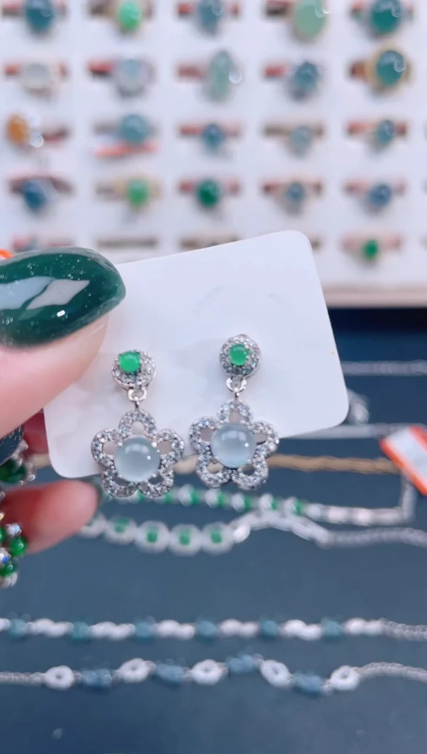 银S925镶嵌翡翠耳饰天然翡翠