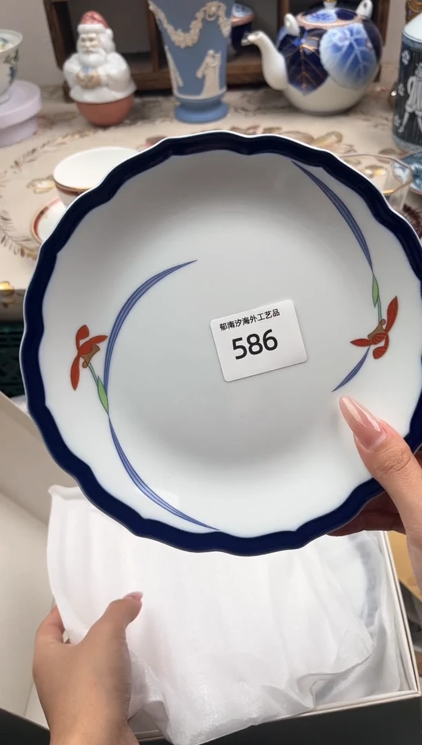 瓷片`****.B         586