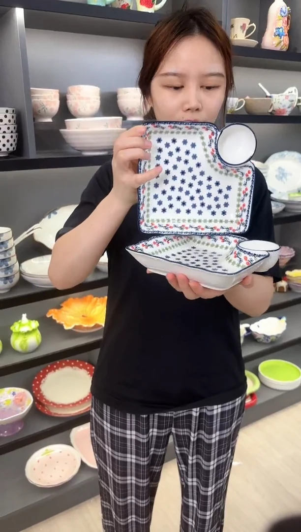 微瑕陶瓷餐具釉下彩  2个