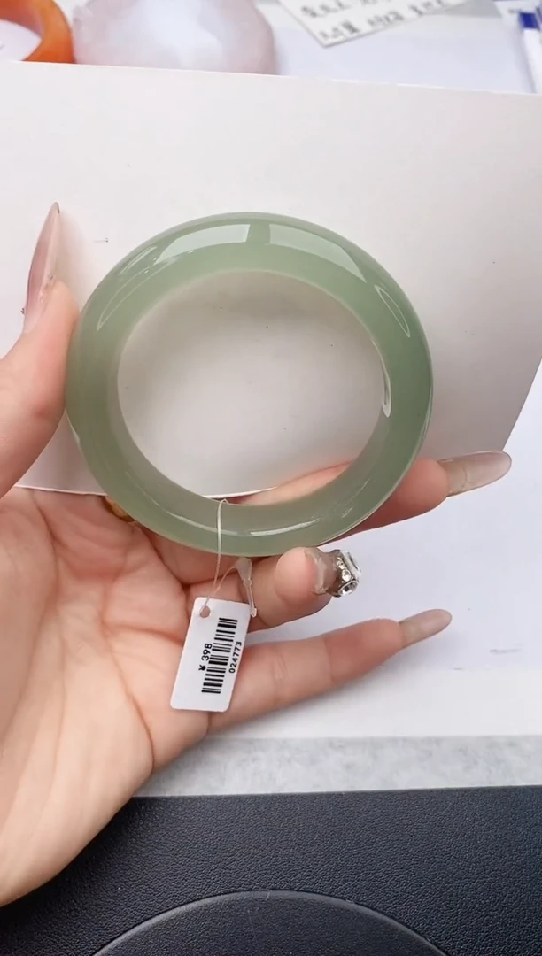 未镶嵌手镯石英质玉w206-DB53+