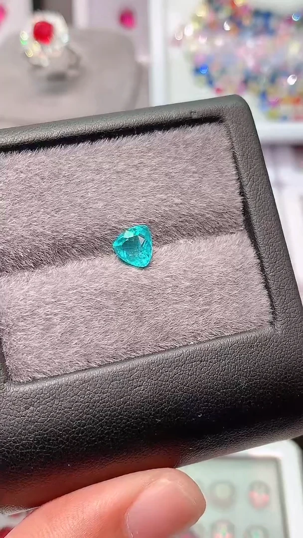 【闪购商品】磷灰石裸石未镶嵌裸石2/1.33