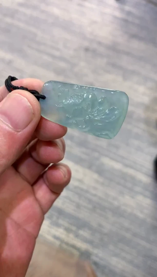 颈饰未镶嵌翡翠天然A货翡翠