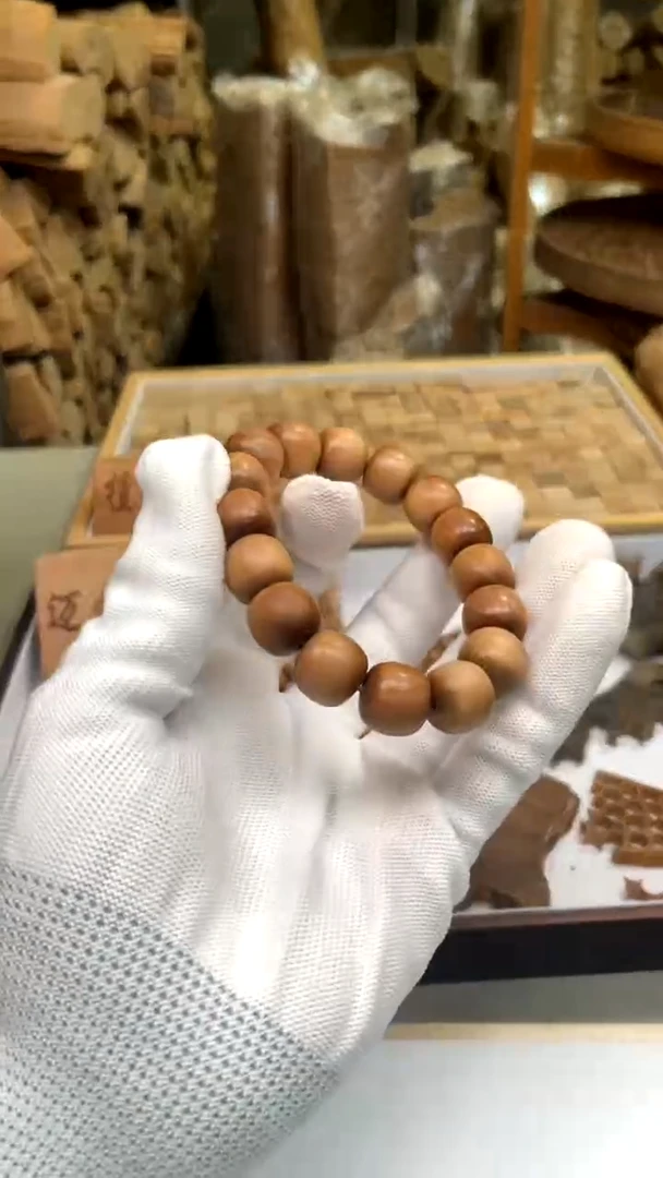 【闪购商品】檀香木其他树头料13x14单圈