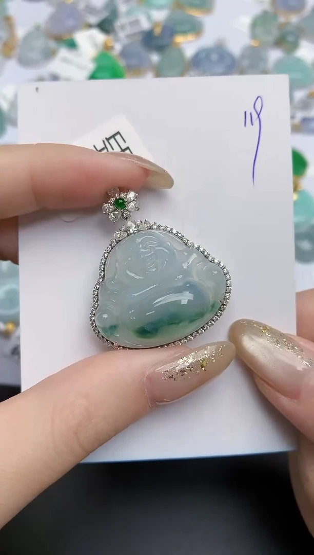 【闪购商品】翡翠颈饰18K金镶嵌天然缅甸翡翠A货