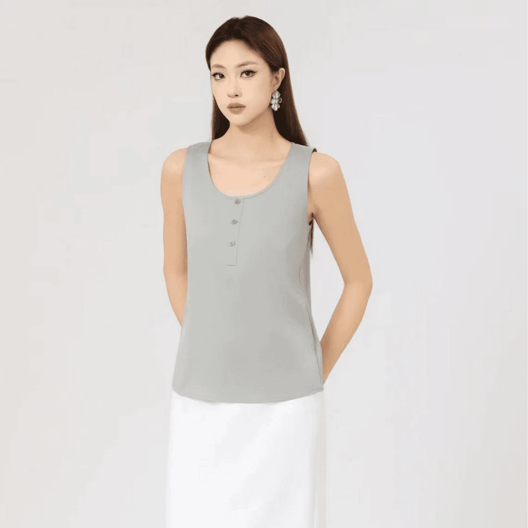 阿玛施AMASS新款简约宽松百搭纯色装饰扣丝质薄款套头背心530073