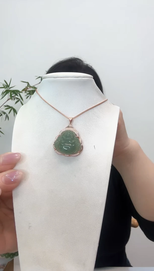 【闪购商品】翡翠吊坠(赠链)银S925镶嵌小佛玫瑰边