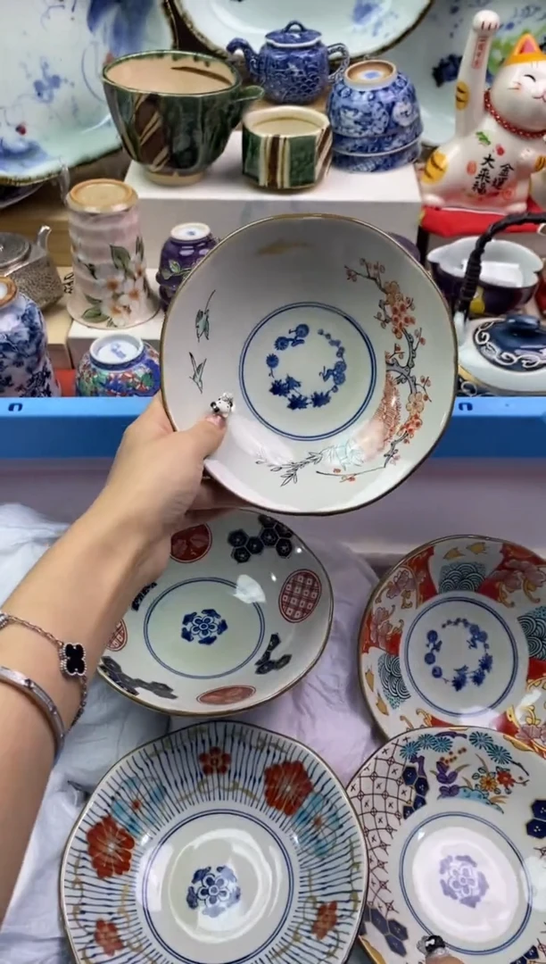 【闪购商品】瓷片隆莲瓷器欢迎大家