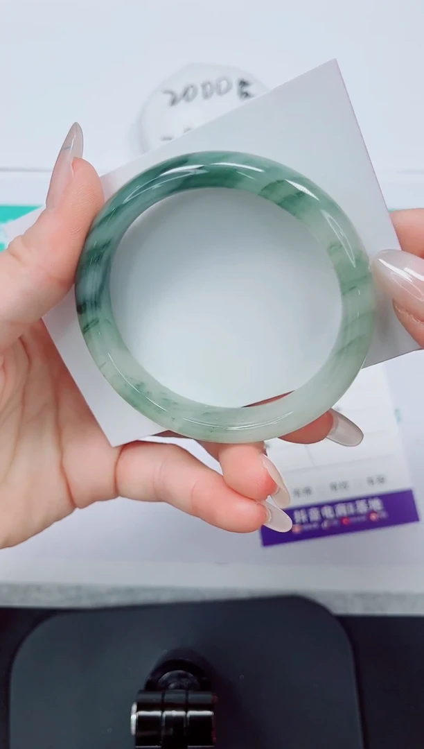 石英质玉手镯未镶嵌17/59