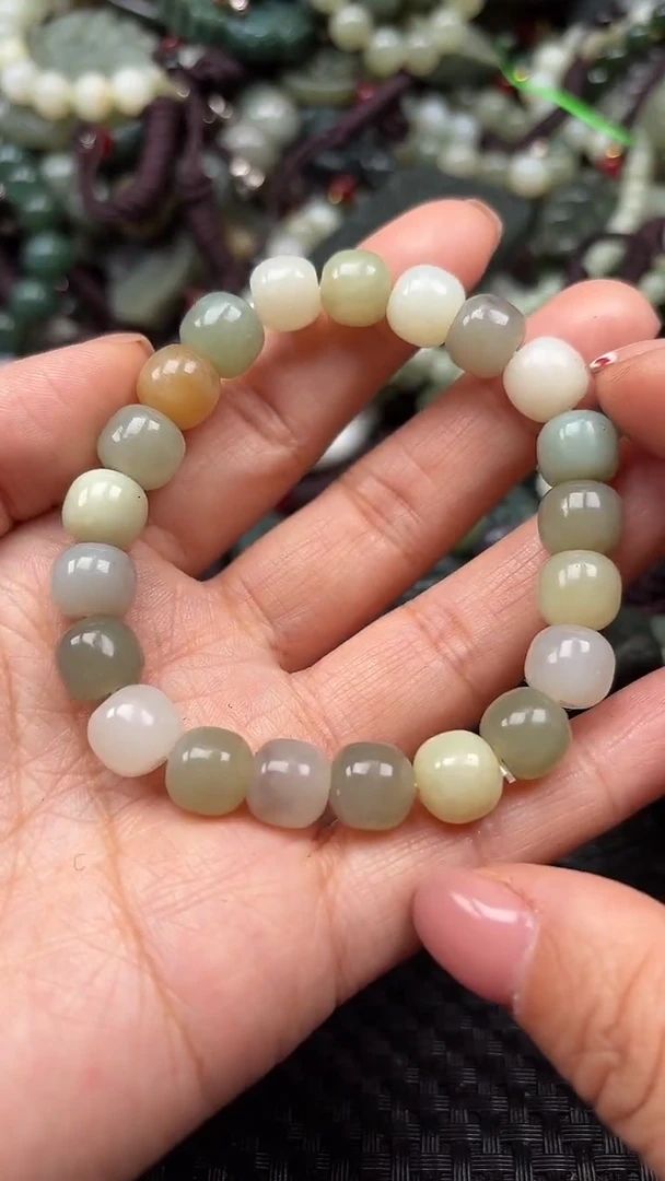 【闪购商品】和田玉颈饰未镶嵌.