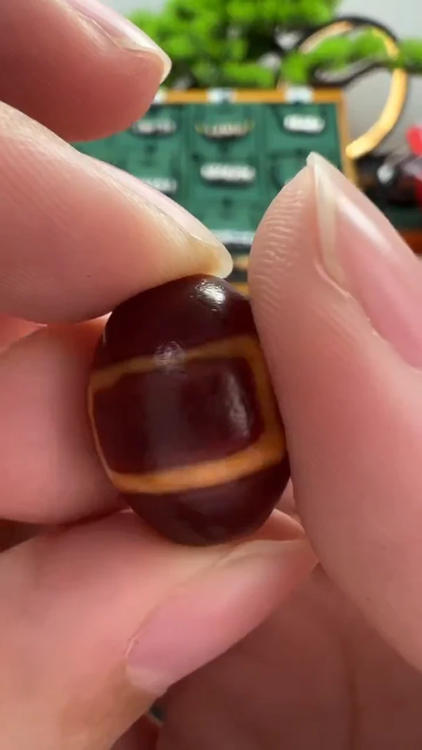 玛瑙/玉髓（覆膜）颈饰未镶嵌107.（微瑕随机发货）