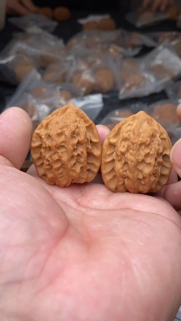 【闪购商品】文玩核桃把件A130号37尺梨木台