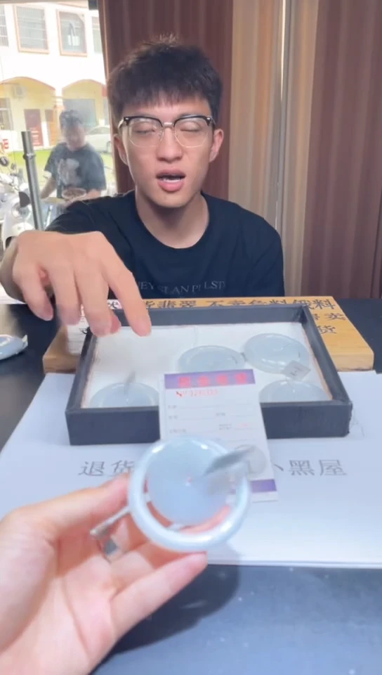 定制翡翠未镶嵌未抛光毛货多样性发其一拍一发一2222