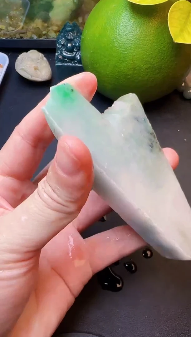 翡翠未镶嵌颈饰天然缅甸A货翡翠308